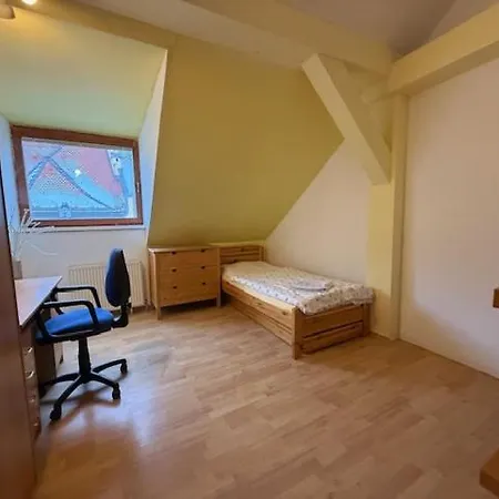 아파트 Spacious 110 M2 With 4 Private 브라티슬라바