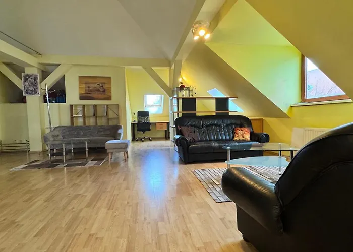 Spacious 110 M2 With 4 Private