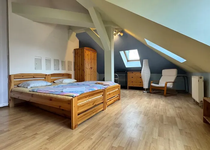 Spacious 110 M2 With 4 Private アパート *