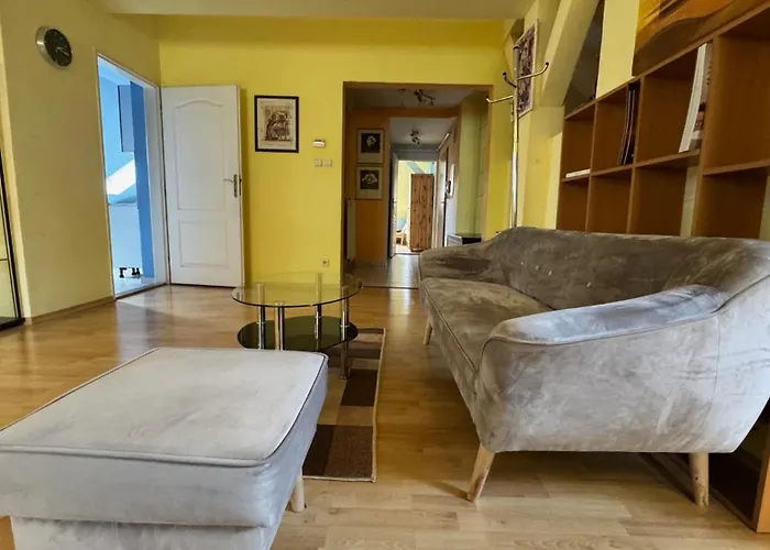 Spacious 110 M2 With 4 Private ברטיסלאבה