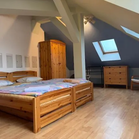 Central Bratislava Spacious 110 M2 Apartment With 4 Private Rooms * Pozsony