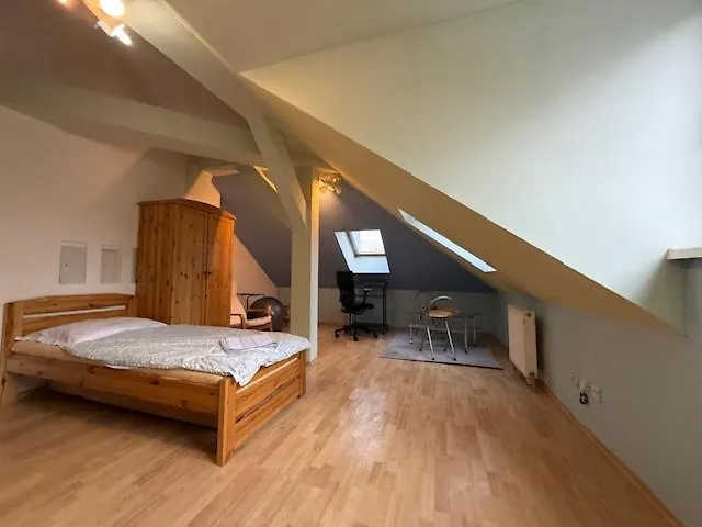 Spacious 110 M2 With 4 Private Apartament