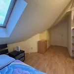 Spacious 110 M2 With 4 Private Μπρατισλάβα